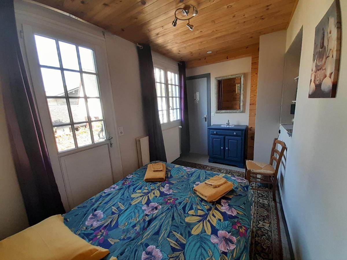 Chambres D'Hotes L'Oustal Олорон-Сент-Марі Екстер'єр фото