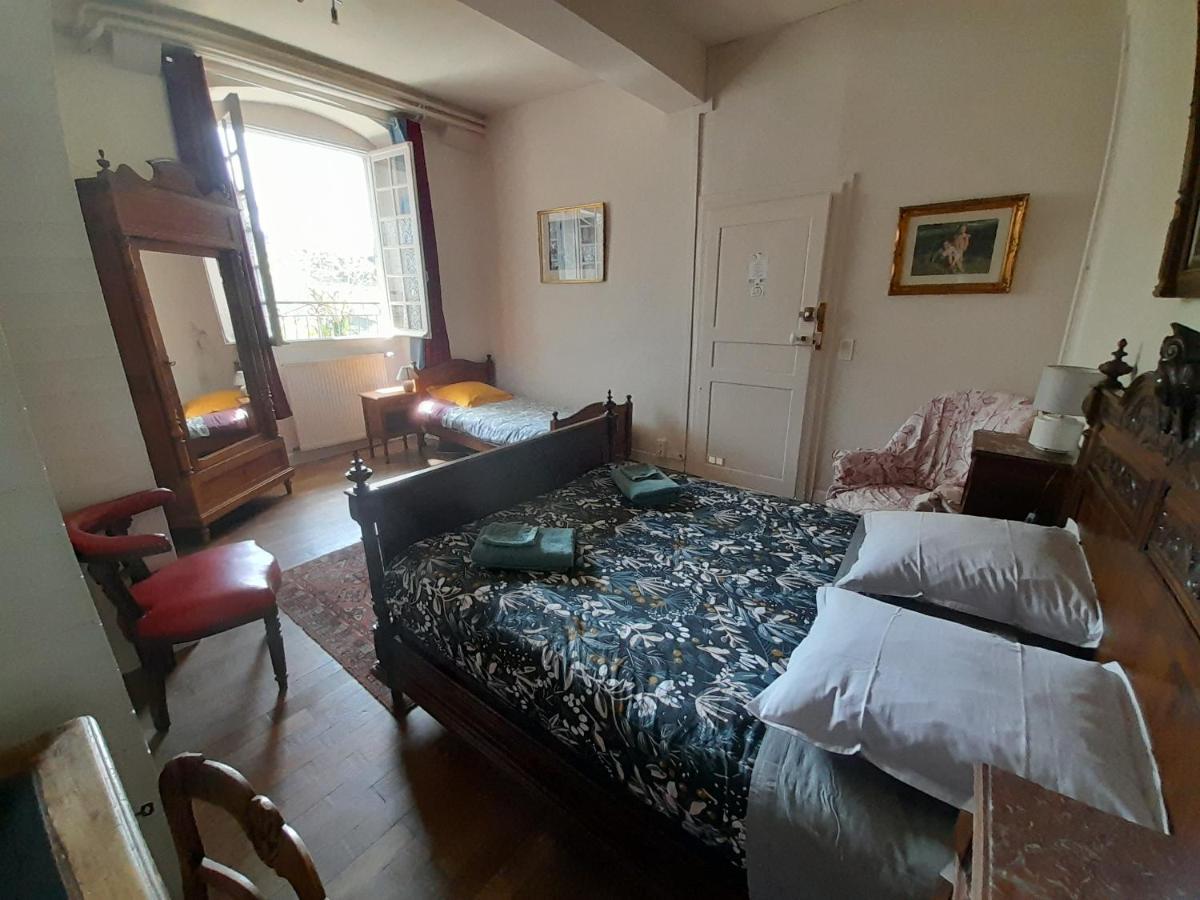 Chambres D'Hotes L'Oustal Олорон-Сент-Марі Екстер'єр фото