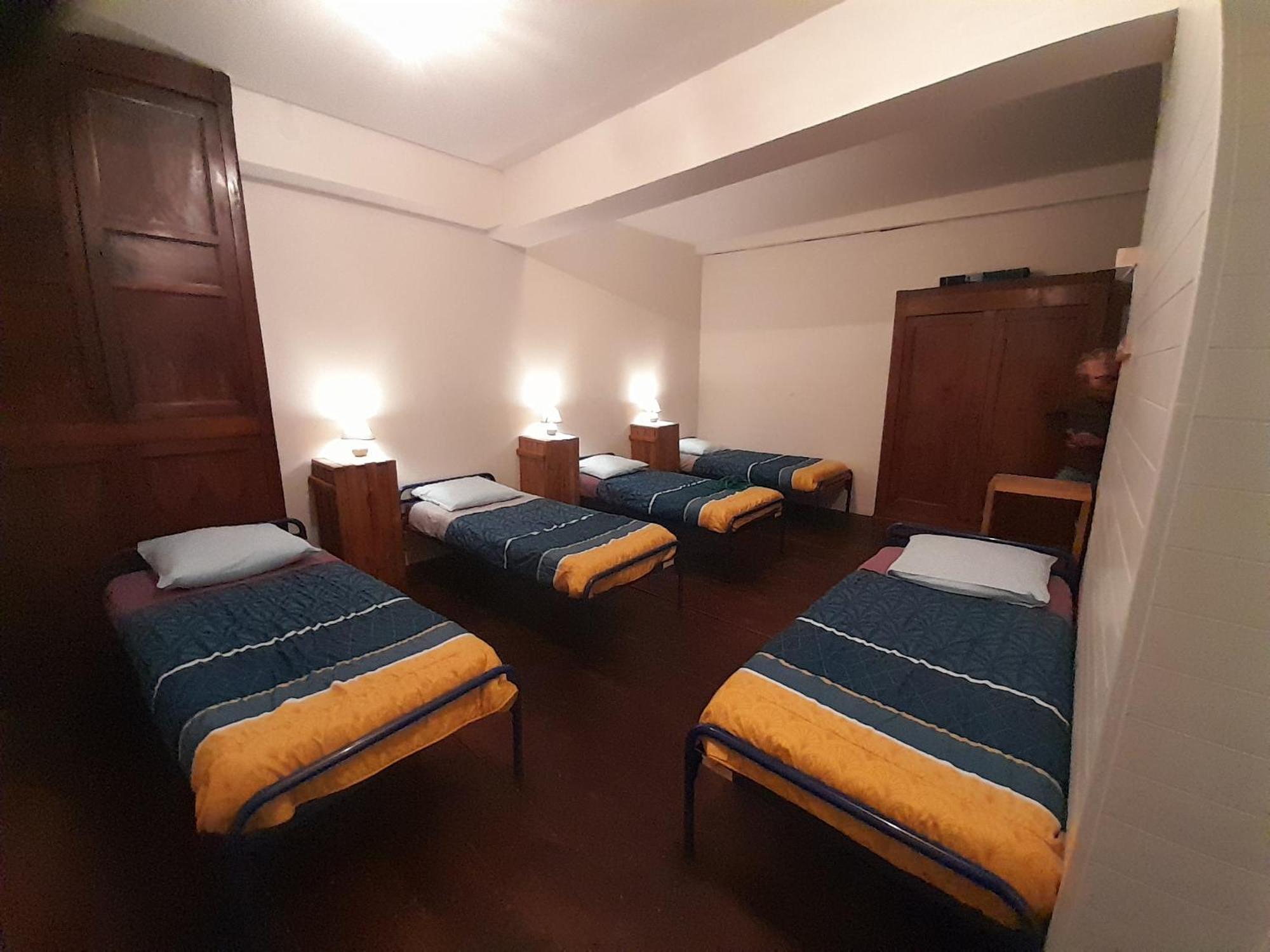 Chambres D'Hotes L'Oustal Олорон-Сент-Марі Екстер'єр фото